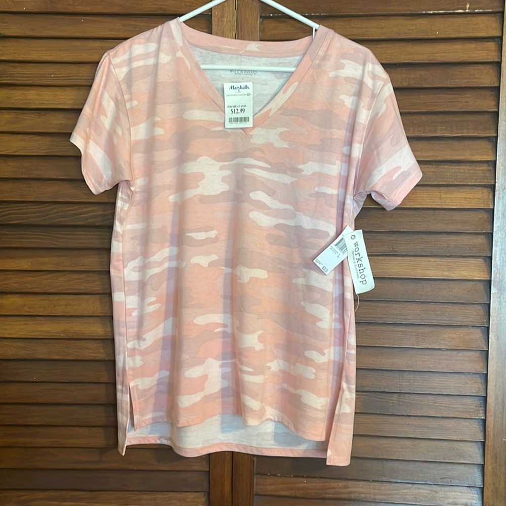 Pink camo tee.